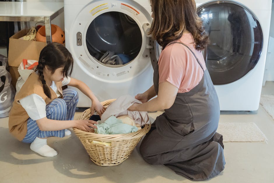warum stinkt die waschmaschine beim waschen_2